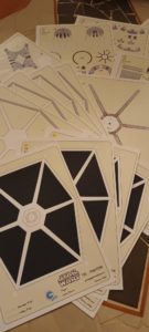 Paper model; Papercraft; Maquette en papier; Maquette en carton; comment faire; how to; diy; star wars; Les plus belles maquettes en papier; real size; Pagode en papier; Temple Japonais; pagode Japonaise; japanese Pagoda; tie fighter, electronics led,command led; pic