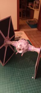 Paper model; Papercraft; Maquette en papier; Maquette en carton; comment faire; how to; diy; star wars; Les plus belles maquettes en papier; real size; Pagode en papier; Temple Japonais