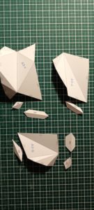 Paper model; Papercraft; Maquette en papier; Maquette en carton; comment faire; how to; diy; star wars; Les plus belles maquettes en papier; Pagode modèle en papier; Tie Fighter paper model; Predator paper model; statue de la liberté modèle en papier