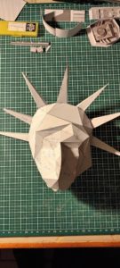 Paper model; Papercraft; Maquette en papier; Maquette en carton; comment faire; how to; diy; star wars; Les plus belles maquettes en papier; Pagode paper model; Tie Fighter modèle en papier; Predator modèle en papier; Statue of Liberty paper model