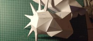 Paper model; Papercraft; Maquette en papier; Maquette en carton; comment faire; how to; diy; star wars; Les plus belles maquettes en papier; Pagode modèle en papier; Tie Fighter paper model; Predator paper model; statue de la liberté modèle en papier