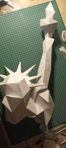 Paper model; Papercraft; Maquette en papier; Maquette en carton; comment faire; how to; diy; star wars; Les plus belles maquettes en papier; Pagode paper model; Tie Fighter modèle en papier; Predator modèle en papier; Statue of Liberty paper model